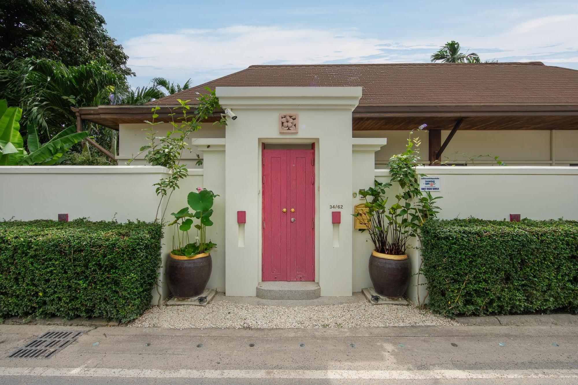 Villa Savu| 3 Bedroom Private Pool Villa In Popular Location Near Naiharn Beach Nai Harn Exterior photo